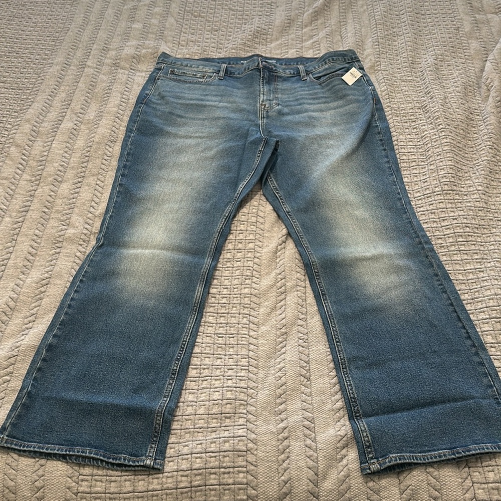 Old Navy men’s jeans basic boot cut light wash 40x30